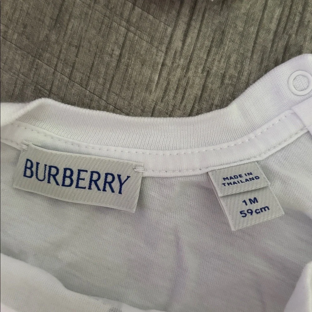 Burberry Burberry Baby Casey Bear Romper and Bib Set